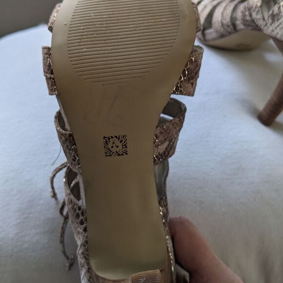 Anne Klein Womens Sz 7 Akornella SnakeSkin Leather Gladiator OpenToe LaceUp Heel - Picture 4 of 9